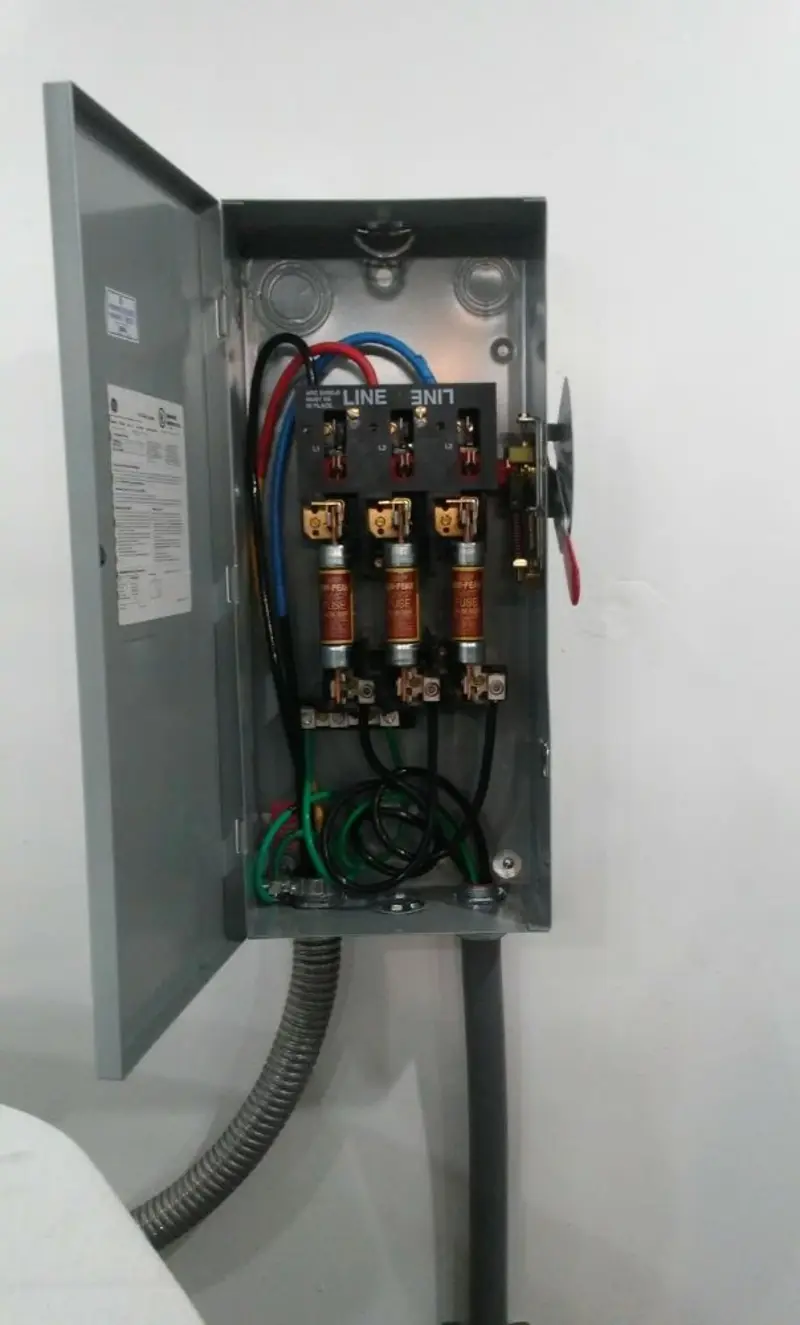 Three-phase disconnect switch installed for Electrical Wiring & Rewiring in Lake Murray of Richland
